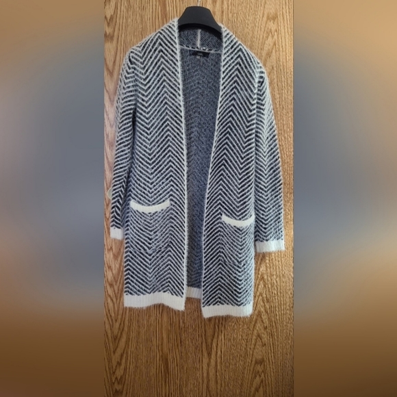 Black & White Herringbone Duster - Women & Plus/ Slonl R Long Cardigan - Picture 8 of 13